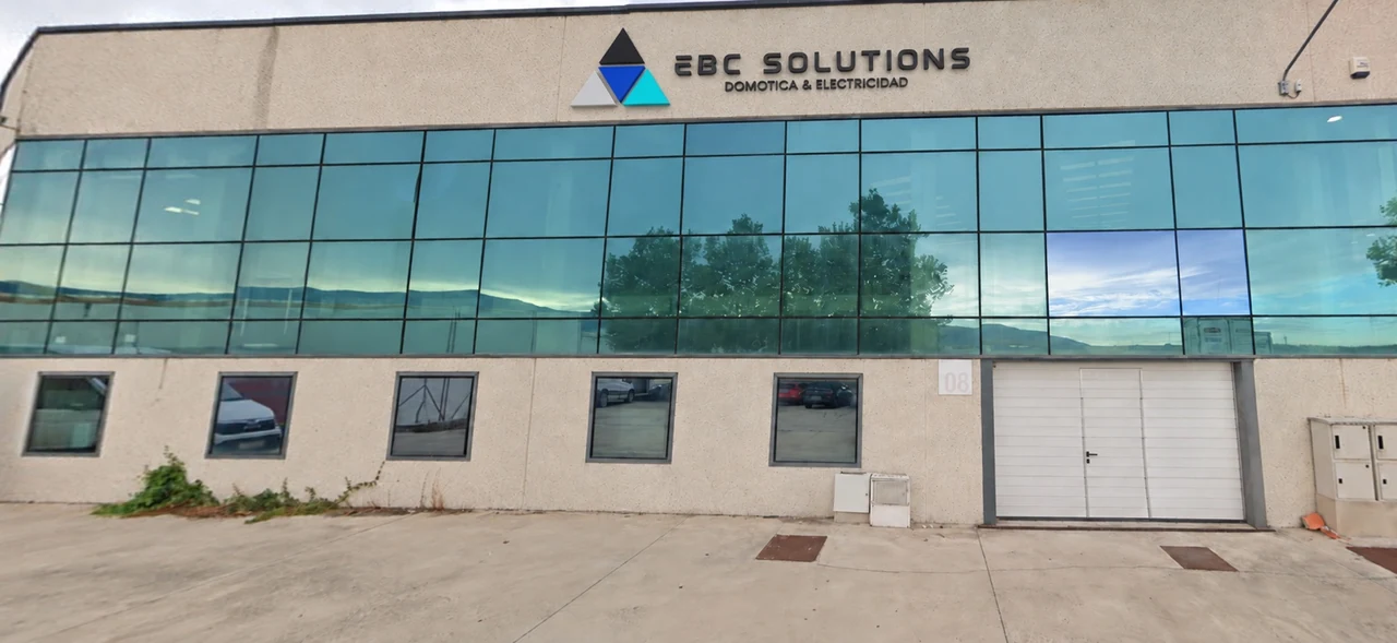 Fachada de EBC Solutions en el Polígono de Hontoria, Segovia